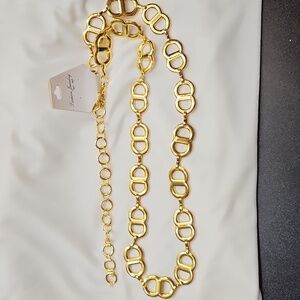 Ladies Gold Tone Chain Belt Adjustable Length Clip Closure Casual Dressy NWOT